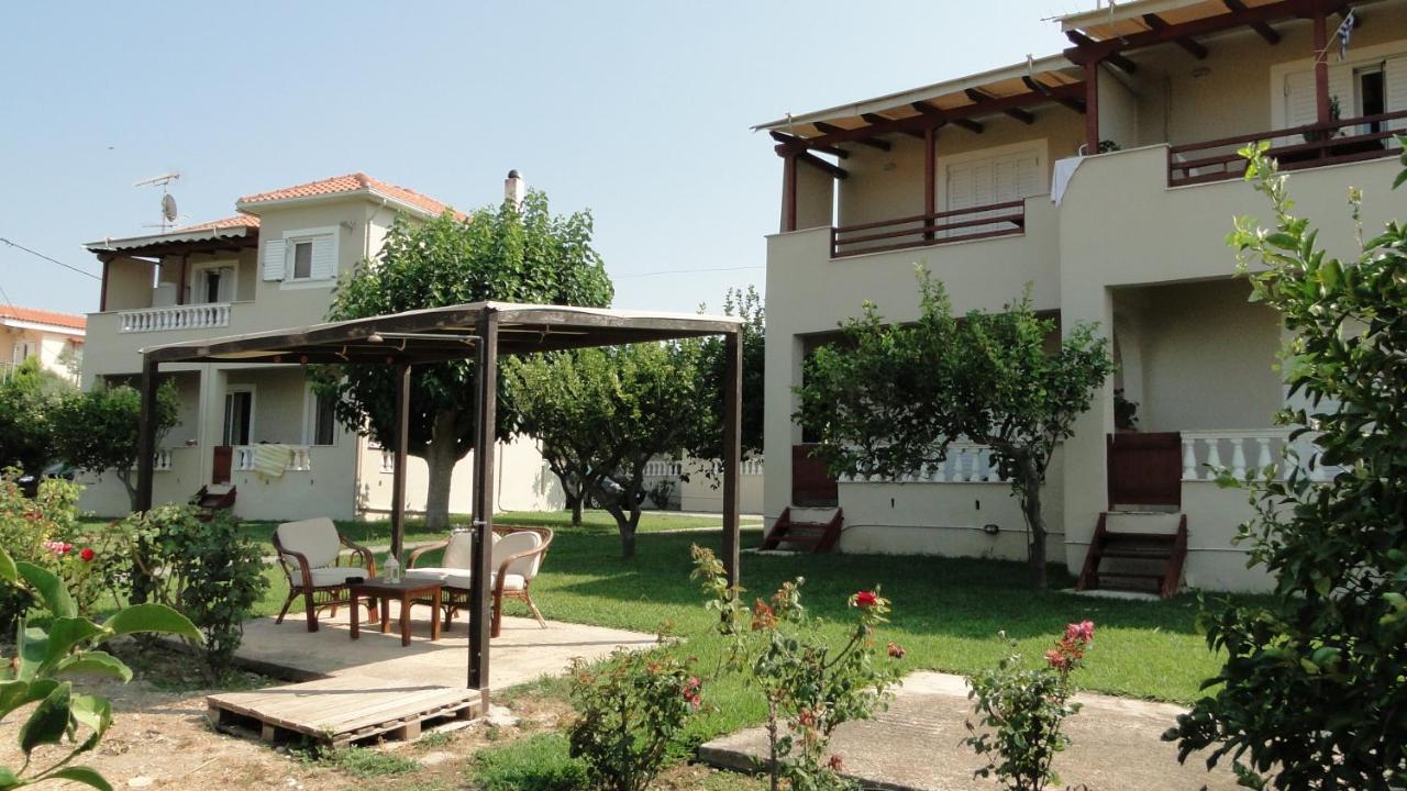 Caposaldo Apartments Ακράτα Εξωτερικό φωτογραφία