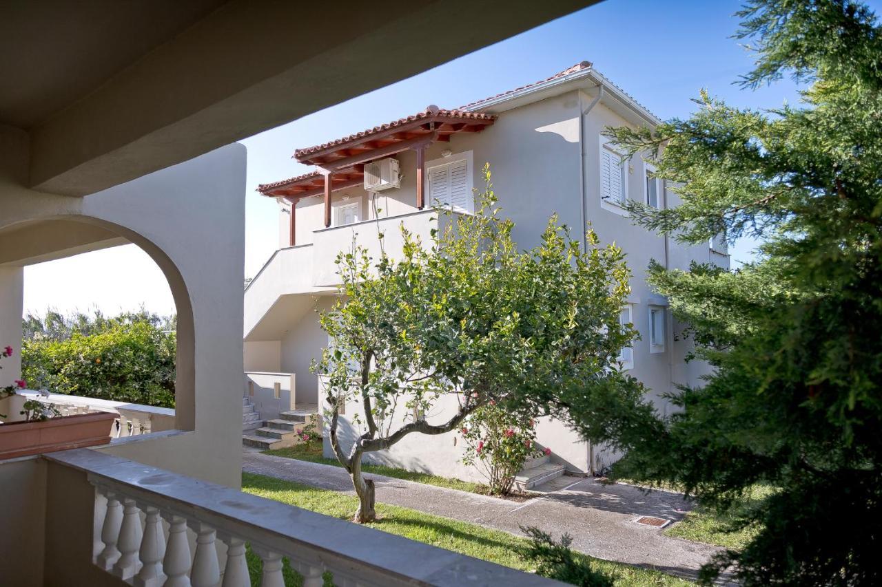 Caposaldo Apartments Ακράτα Εξωτερικό φωτογραφία