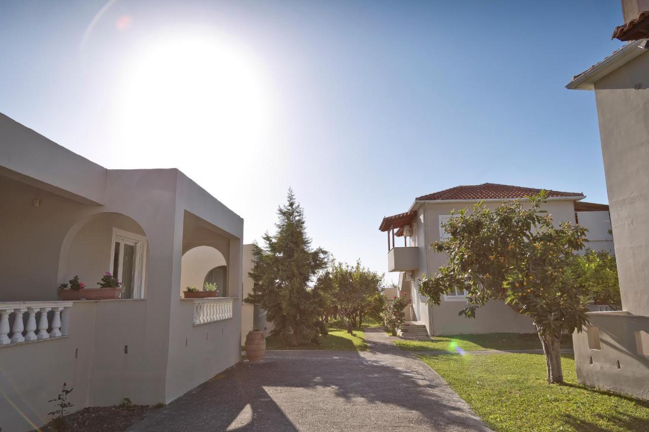 Caposaldo Apartments Ακράτα Εξωτερικό φωτογραφία