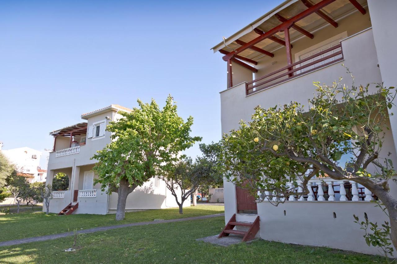 Caposaldo Apartments Ακράτα Εξωτερικό φωτογραφία