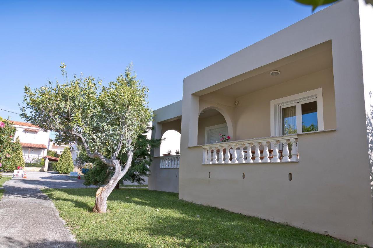 Caposaldo Apartments Ακράτα Εξωτερικό φωτογραφία