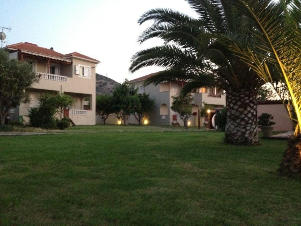 Caposaldo Apartments Ακράτα Εξωτερικό φωτογραφία