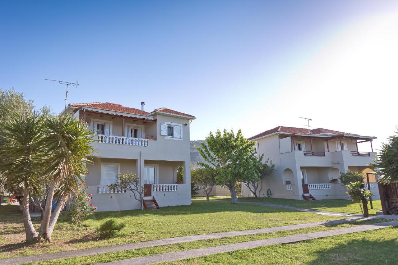 Caposaldo Apartments Ακράτα Εξωτερικό φωτογραφία
